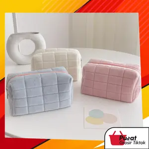 BISA T5958 Tempat Pouch Pillow Korea / Kotak Pensil Bulu / Make Up Pouch