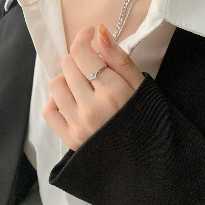 Nhẫn Thép Titan Hàn Quốc, Nhẫn Mạ Vàng 18k, Đính Đá Zircon Đơn 4