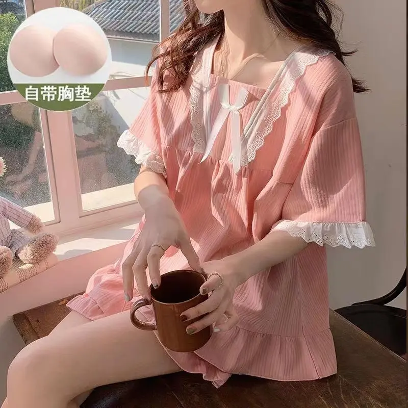 Bộ Đồ Ngủ ngắn Tay Chất Liệu Lụa Sữa Kẻ Sọc Chìm Mùa Hè, Màu Hồng, Có Đệm Ngực, Thích Hợp Cho Cả Nam Và Nữ Women Chim
