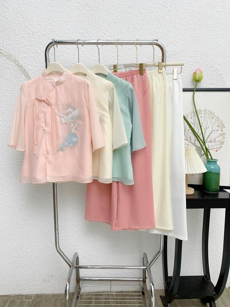 Product Introduction of Đồ Lam, Pháp Phục Lễ Chùa Vải Voan Tơ Thêu Chim Hạc Vạt Chéo Sang Trọng - Pháp Phục Tuệ Anh Nữ Áo 2