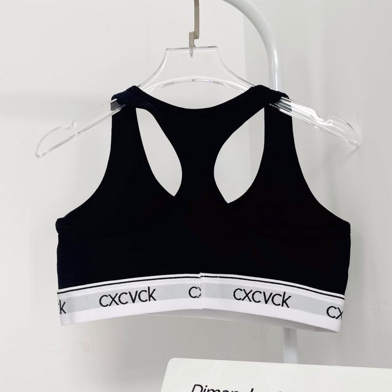 Product Introduction of Women's Underwear Yoga Exercise Vest Shorts Outer Wear shaping and Sexy Bra Set with Chest Pad 9