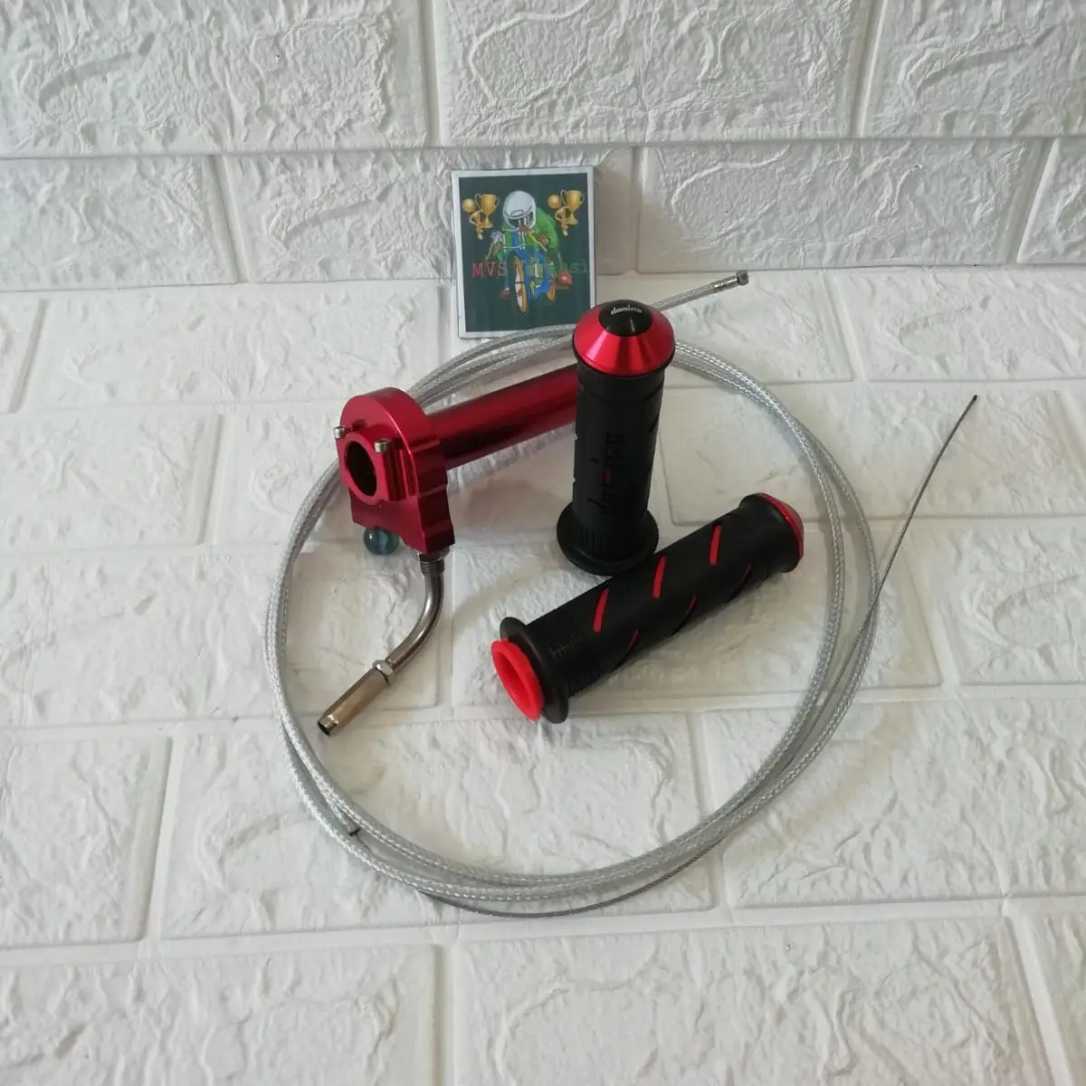 Gas Spontan 1 Kabel + Handgrip jalu = Beat Karbu, Beat Fi, Jupiter Z Burhan, Supra X, Mio Smile, Scoopy Karbu, Mio Soul,