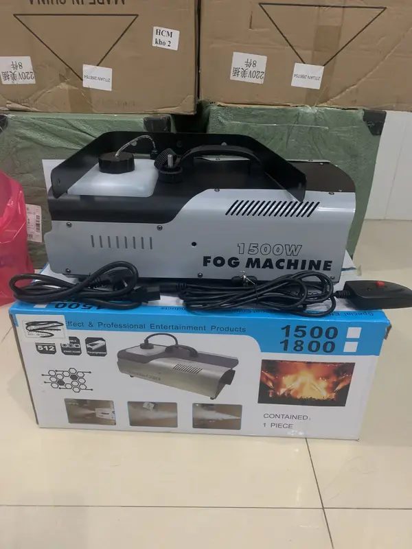 Máy Tạo Khói Công Suất 1500W - 1000W - 500W Có Led RGB Dùng Cho Sân Khấu, Bay Phòng Giúp Cho Đèn Thấy Rõ Được Tia - Tặng 3L Dầu Khói 6