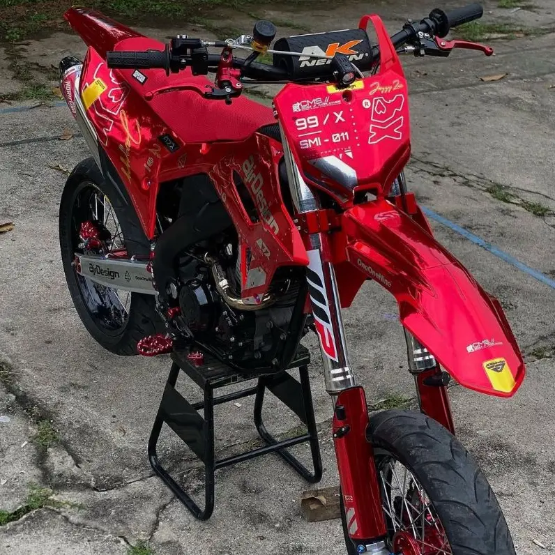 DECAL CRF 450 MERAH PUTIH BISA DI APLIKASIKAN KE GORDON CRF150L KLX DTRACKER WR 5