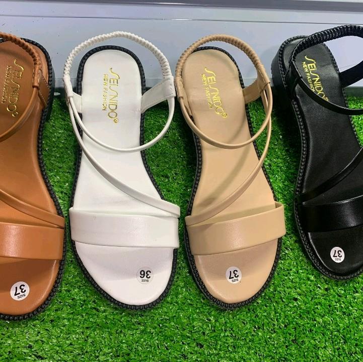 2 đôi bảng ngang mềm mại . đế 2cm phù hợp cho chị em GiàY combo 2 đôi Shoes DéP Nữ DéP Nữ Jean Sandal Jean Sandal xăng đan