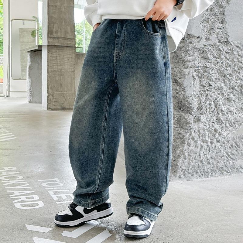 Product Introduction of Quần Jean Xuông Hiphop Túi Dây và AG Sau Túi Cho Bé - Dòng Sản Phẩm Mới Nhất, Đen/Xanh, Sz10-15 quan  ring trai 46ki 15
