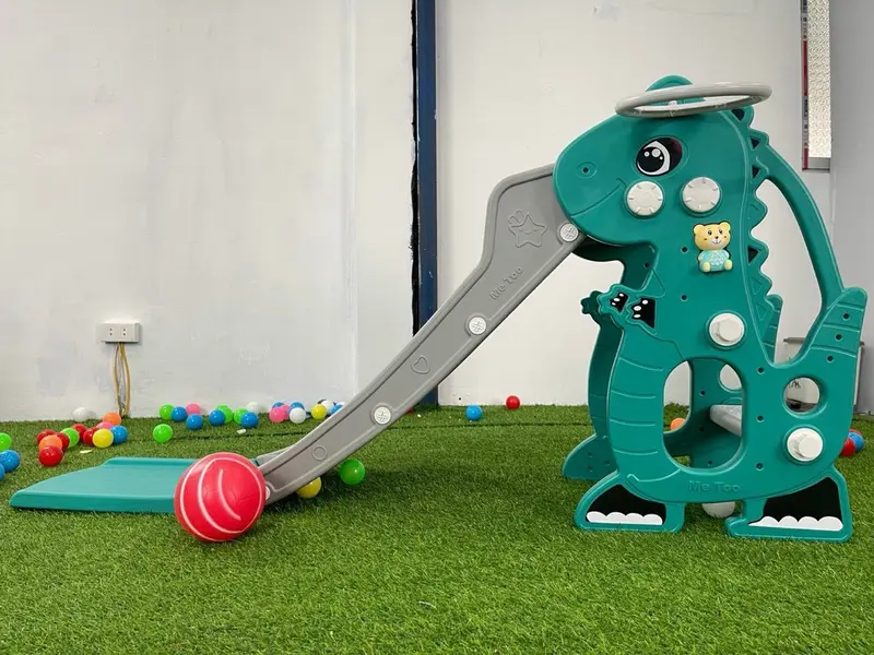 Cầu trượt hình thú cho bé dài 1m6 đủ hình đủ màu cho bé (có bóng rổ) Đồ Chơi 4