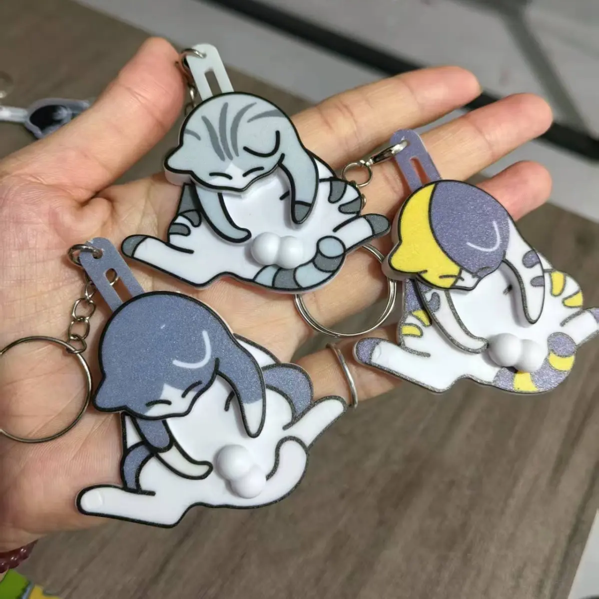 Creative Pull Play Cat Keychain Pendant Cute Funny Rotating Bag Pendant Backpack Gift Toys Multi-color Optional