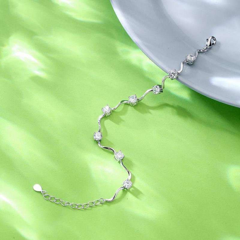 - Lắc tay thiết kế gợn sóng nước đính đá Zircon vuông lấp lánh 2