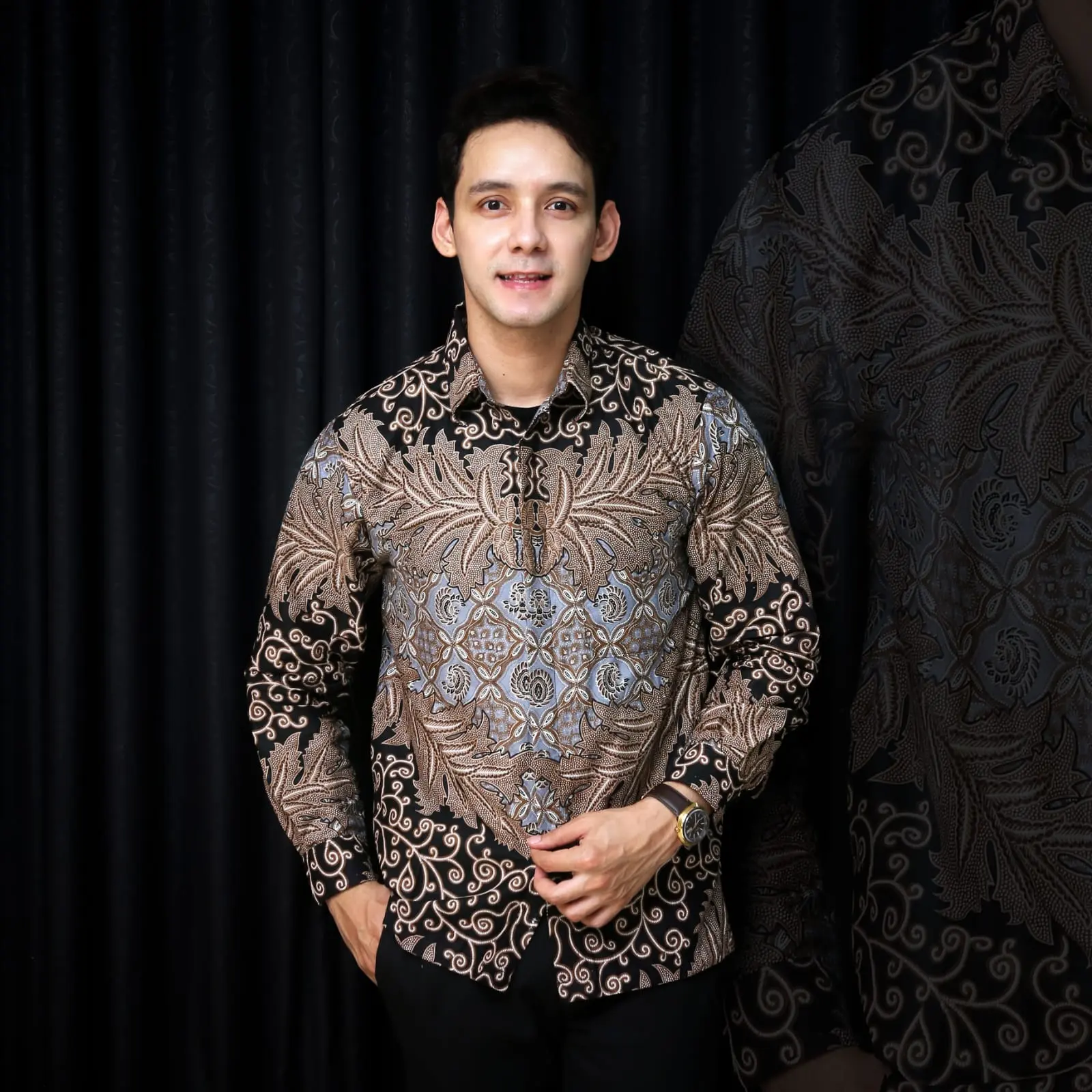 Kemeja Batik Pria Lengan Panjang Casual | Kemeja Batik Terbaru Trendy Modern Baju Katun