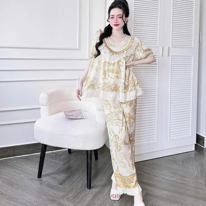 ️Em lên tiểu thư phối bèo tay ngắn quần dài new️ Form < 65kí, quần có túi ạ Women Áo Nữ 1