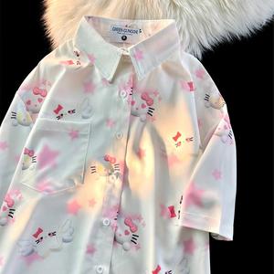 เสื้อเชิ้ตแขนสั้นพิมพ์ลายแมวคิตตี้น่ารักสไตล์ญี่ปุ่น สำหรับผู้หญิง สไตล์กระโหลก ดีไซน์สวย เสื้อเชิ้ตเก๋ Niche ใหม่ 2024 Women Clothing Lady