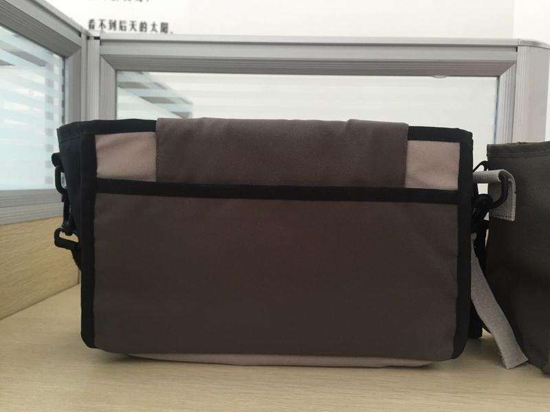 Product Introduction of Baby Stroller Hanging Bag Bottle Diaper Pants Large Capacity Storage Mommy Shoulder Bag 2