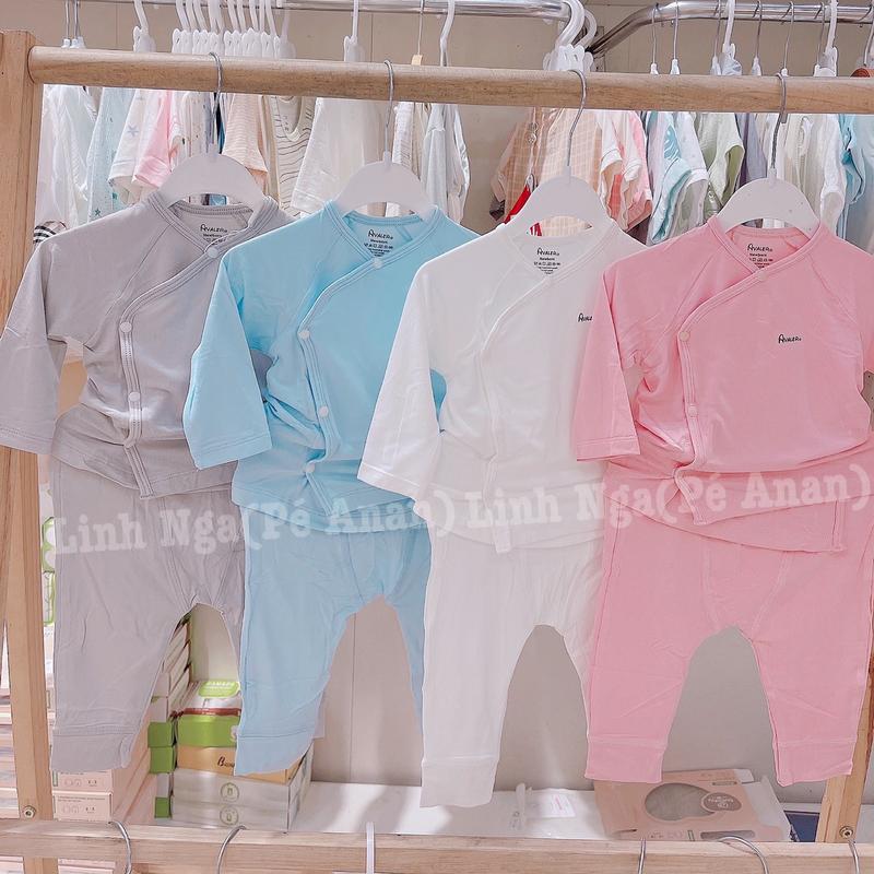 Bộ quần áo sơ sinh Avaler bamboo petit cho bé