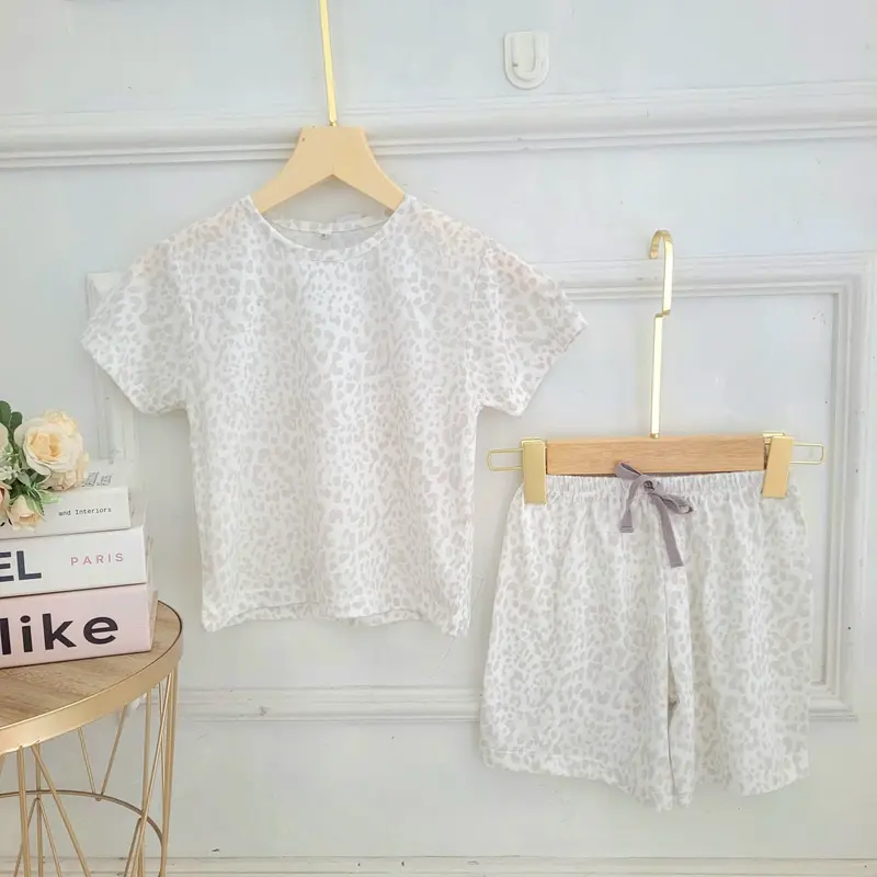 SET EMILY CROP 5 6 7 8 Tahun Setelan Anak Perempuan Bahan Kaos 2