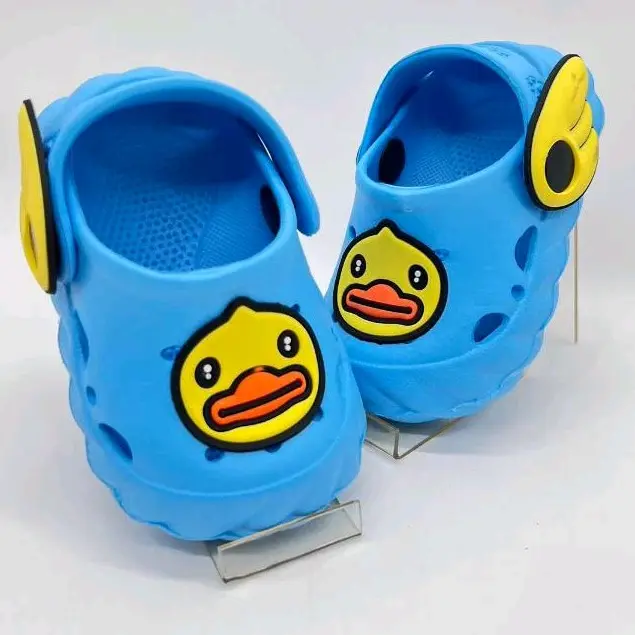 Paket Hemat 59 rb Sandal Bayi Fashion Anak Laki-laki dan Perempuan Karet Campur 3 Bulan-8 Tahun Pas di  Kaki 5