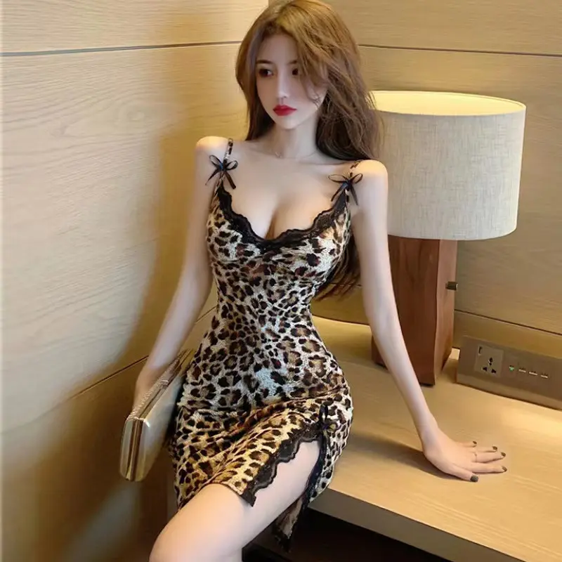 Gaun Lingerie Macan Motif Macan Kualitas Tinggi Campuran Satin Gaun Satin Renda dan Motif Macan Tutul Piyama Gaun Motif Macan Tutul Gaun Satin
