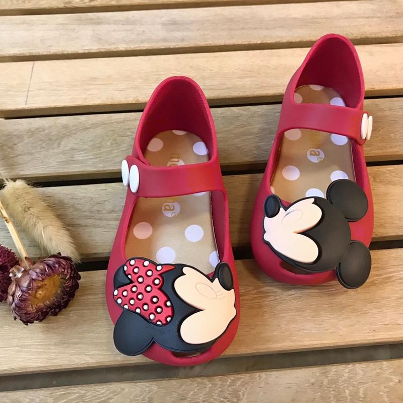 Product Introduction of รองเท้าแตะเด็ก Hello Kitty Mipro รองเท้าเจ้าหญิงมินนี่สำหรับเด็กผู้หญิง รองเท้าแตะลายการ์ตูน เหมาะสำหรับทุกฤดูกาล อายุ 1-6 ปี กันน้ำ รองเท้ากาวเจลลี่ เด็กผู้ชาย 1