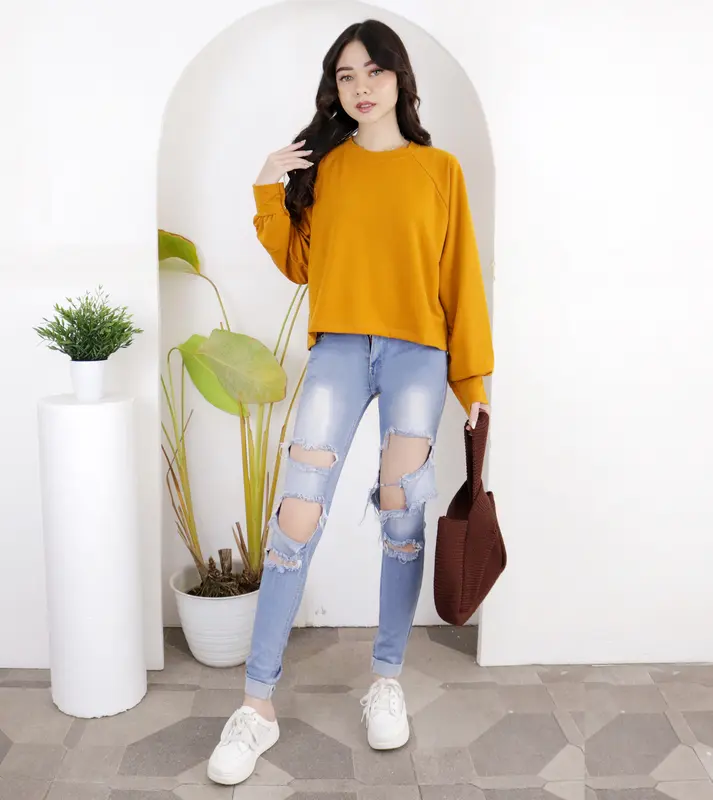 CROP TEE OVERSIZE KAOS POLOS CROP TOP LENGAN PANJANG HIJAB FRIENDLY 4