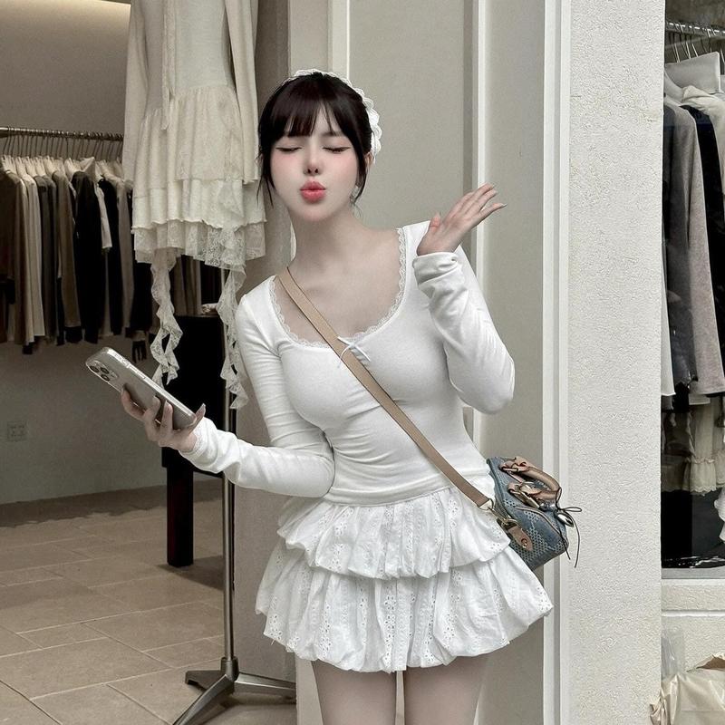 Set Áo Thun Tăm Đính Nơ Mix Chân Váy Ren Tầng Mai Phương Bùi 2 màu Trắng,Đen siêu xinh