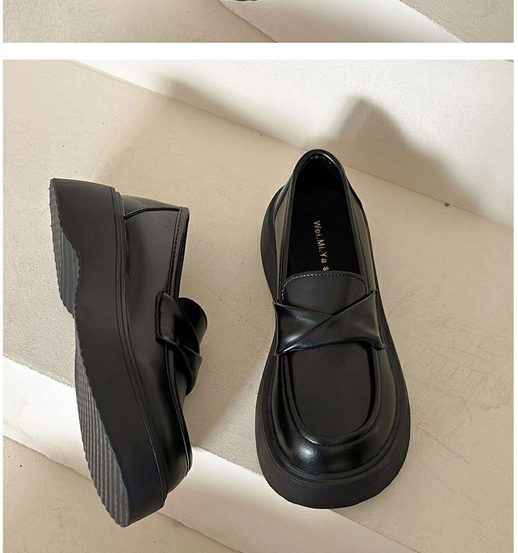 Product Introduction of British Style Women's Leather Shoes 2023 Summer Autumn New Thick-Soled Black Loafers Retro Slip-On Mary Jane Shoes nam 36