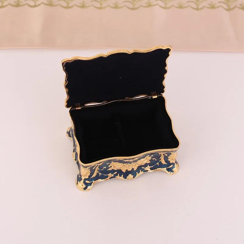 Product Introduction of European retro jewelry box metal enamel color creative ring necklace earrings storage box knot marriage gift 9