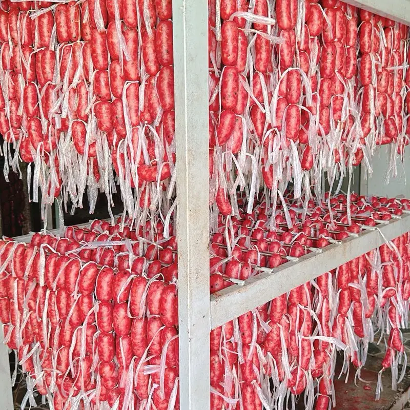 1KG LẠP XƯỞNG TƯƠI ( KHÔNG QUÀ )TRUYỀN THỐNG 80% NẠC