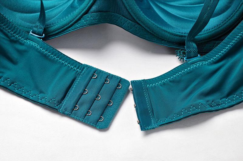 Product Introduction of [1465 Positive Reviews] Sexy Women's Push-Up Bra and Panty Set French Style Water-Soluble Flower Bra Bikini Panties with Underwire Shaping 16