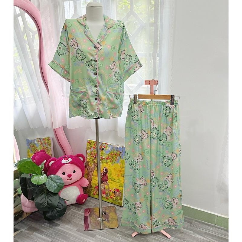 [Size 50-75kg] Bộ quần áo ngủ dáng áo truyền thống quần dài, chất vải lụa mịn, hoạ tiết đơn giản