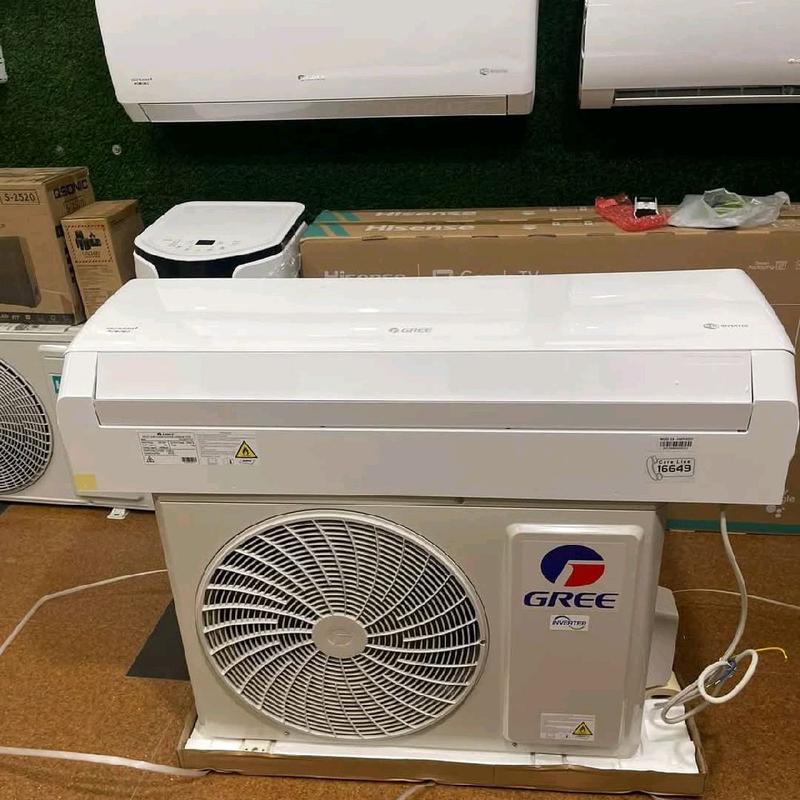 Điều hoà treo tường Gree . Công suất từ 9000BTU - 24000BTU 0