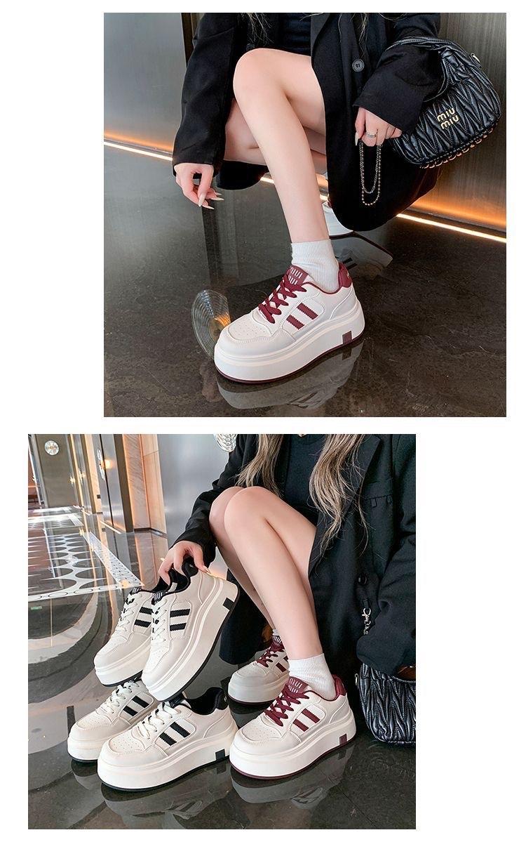 Product Introduction of Giày thể thao, sneaker nữ đế cao 4 phân phối sọc đế bánh mì, chất da PU phong cách năng động dễ phối đồ 14