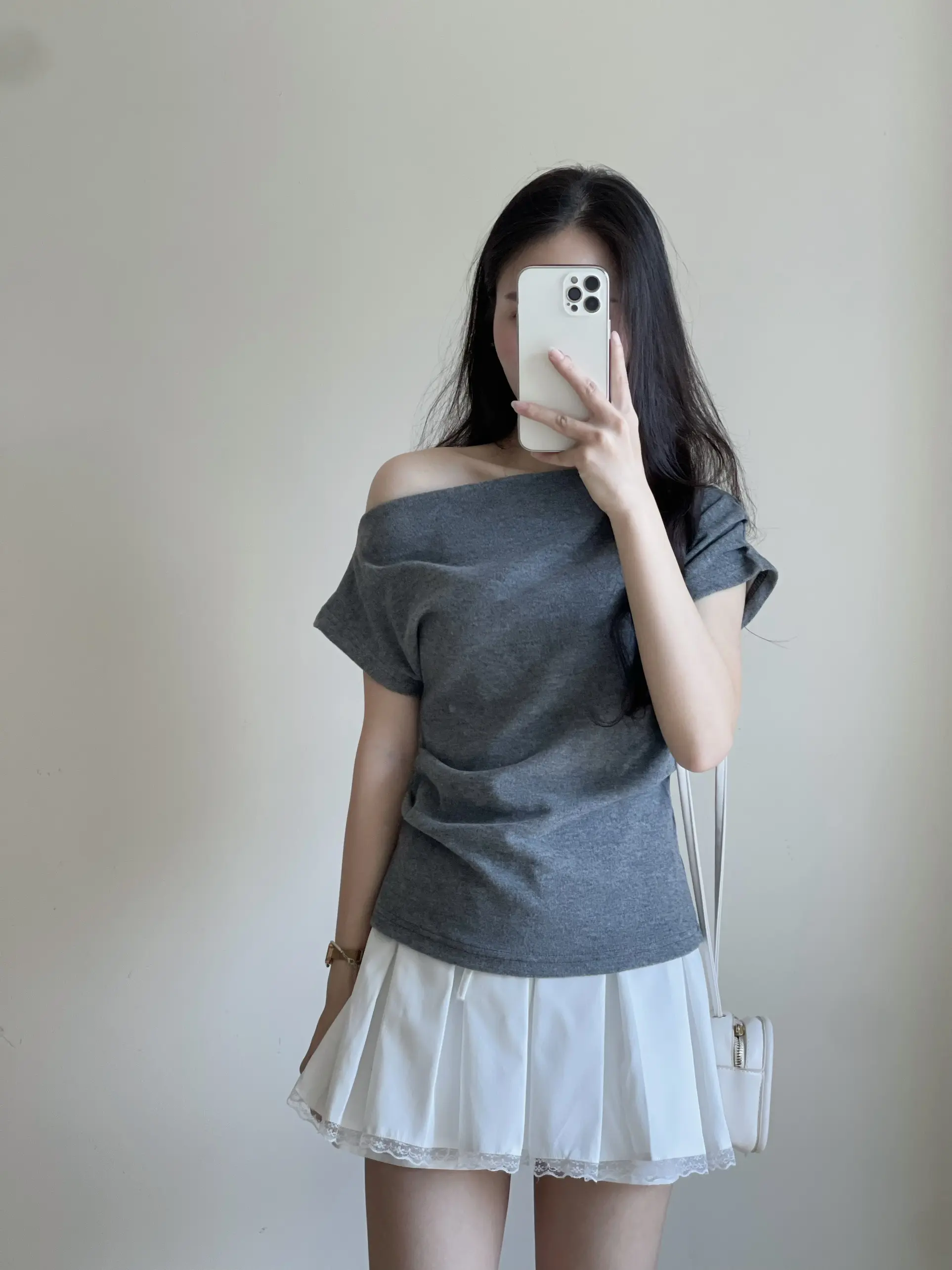 Áo Thun Lệch Vai Xếp Ly, Áo Kiểu Sườn Nhún Eo Điệu Đà, Áo Phông Form Vừa Chất Vải Co Dãn Mềm Mịn Miho House | BigBuy360 - bigbuy360.vn Áo Thun Lệch Vai Xếp Ly, Áo Kiểu Sườn Nhún Eo Điệu Đà, Áo Phông Form Vừa Chất Vải Co Dãn Mềm Mịn Miho House | BigBuy360 - bigbuy360.vn