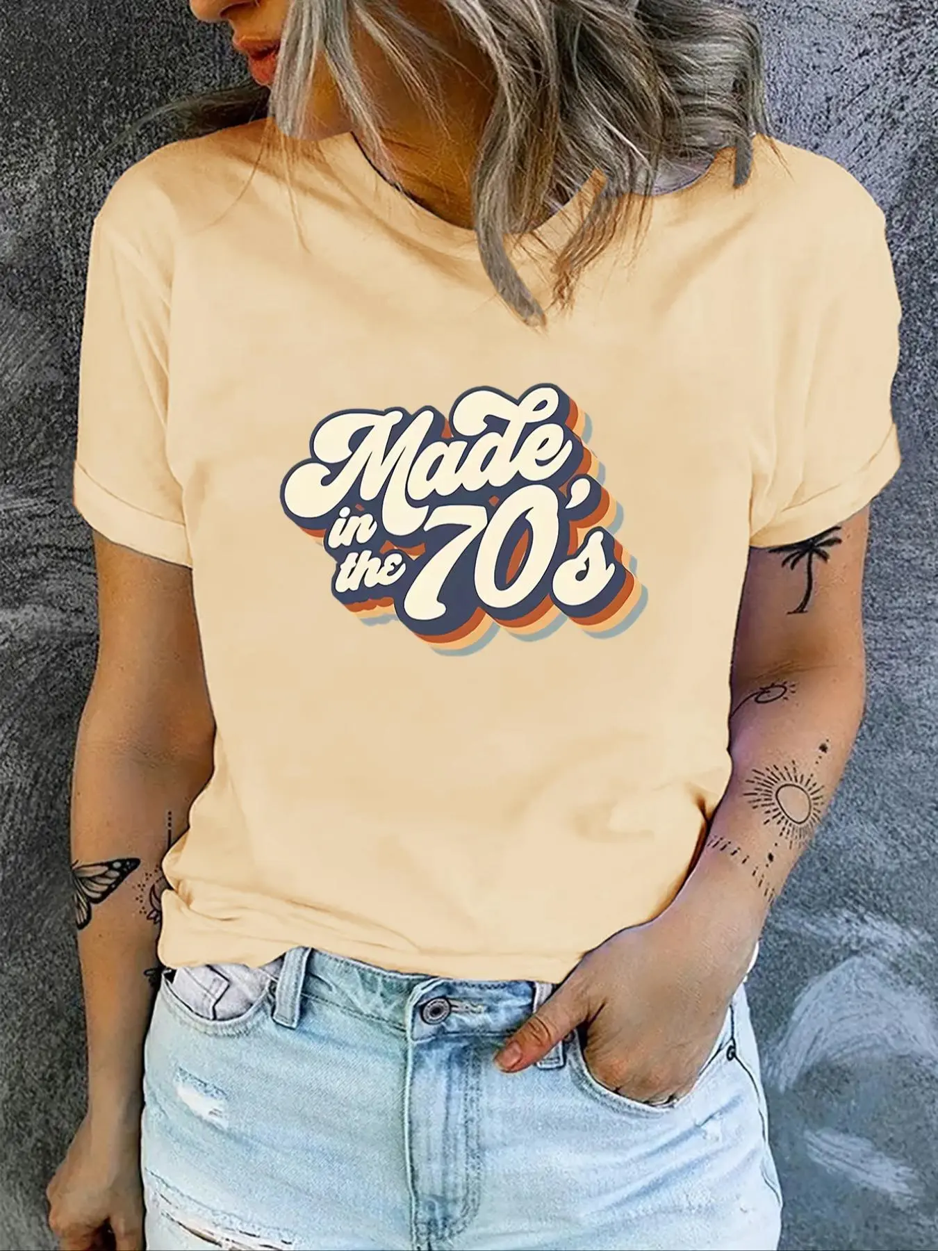 Women's Letter & Figure Print Round Neck Tee, Vintage Trendy Casual Short Sleeve T-shirt for Daily Wear, Ladies Summer Outfit, Top