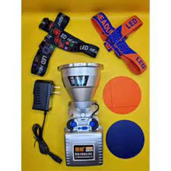 Đèn pin XJ 9158 ánh gom kèm 3 kính đổi màu tuỳ chọn chíếu xa 500-700m pin dung lượng cao 0