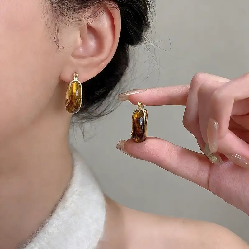 【Sktlz Potongan Harga Sangat Tinggi】Anting-anting Amber Imitasi Bergaya Vintage untuk Wanita, Sempurna untuk Musim Gugur & Musim Dingin, Serbaguna dan Elegan