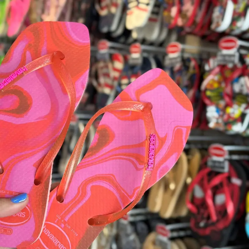 Havaianas Square Jelly Chinelo Brasileiro com Tiras Quadradas Translúcidas