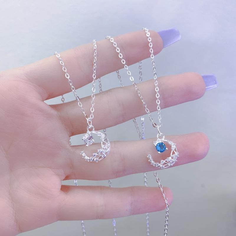 Dây chuyền mặt trăng bạc ta cho nữ có 2 màu xanh và trắng phù hợp cho các bạn nữ thích nhẹ nhàng dây kích thước dài 42cm bạc ta chuẩn nên không sợ kích ứng khi đeo _ Bạc đẹp Hải Hạnh HHJ