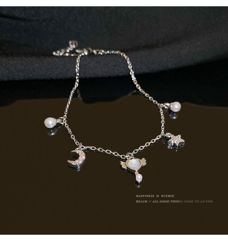Product Introduction of South Korea New Fairy Temperamental Xingyue Pearl Bracelet Summer Versatile Internet Celebrity Same Style Accessories Hot Ins Style 4
