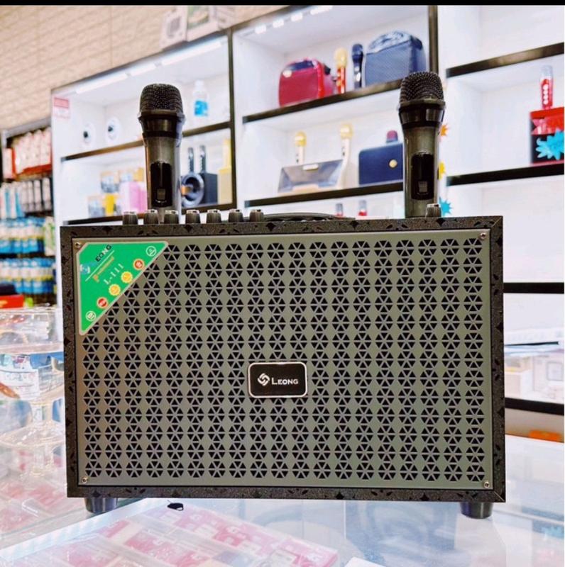 Loa Kéo Karaoke Mini L111 Bas 2.0  2 Micro Không Dây Chất Âm To Rõ Thiết Kế Tinh Gọn Rất Tiện Mang Theo Củ Loa Nghe Nhạc