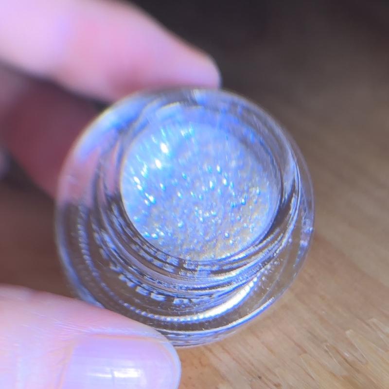 Nhũ khô màu số 10 Dreamer Umi gốc trắng ánh xanh blue nhũ khô 2g