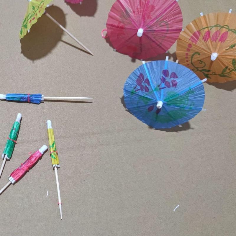 Disposable Cupcake Decoration, Disposable Umbrella Shape Fruit Sticks, Party Decoration Supplies for Home Kitchen Birthday Party 7