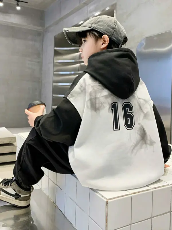 Bộ thu đông năm 2024 cho bé trai 17-45kg, bộ quần áo dài tay bé trai 5-14 tuổi mẫu loang in chữ CROWD  có mũ , chất da cá dày dặn, giữ ấm tốt,may kĩ. DL Fashion Men. 6