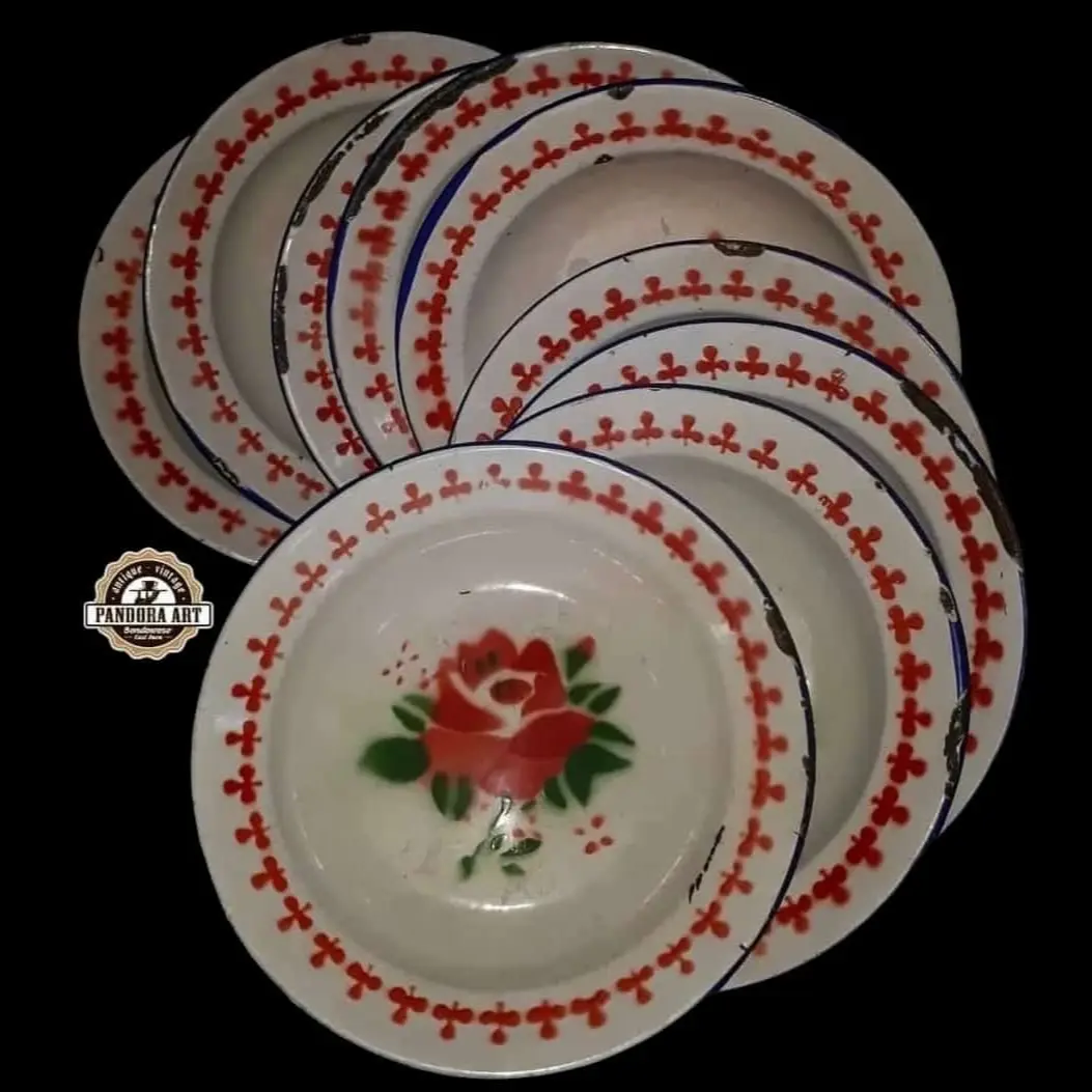 Piring enamel lawas motif bunga
