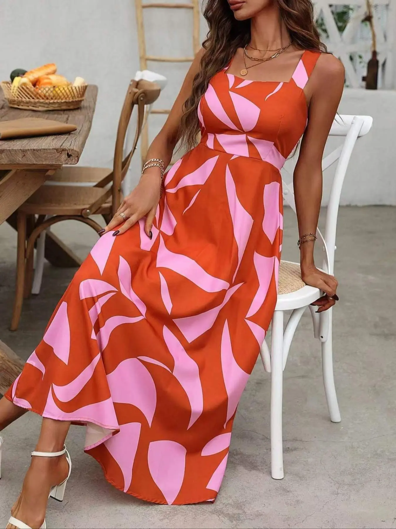Women's All Over Print Shirred A Line Dress, Boho Sleeveless Long Dress for Beach Holiday Vacation, Ladies Summer Clothes, Summer Outfits 2024