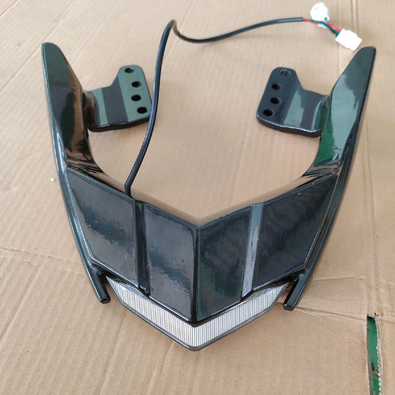 Cảng LC có đèn led , Gắn Exciter 150, 155 , Winner , Nhiều chế độ nháy, Bền , chống nước, màu đen Phụ Kiện Phụ Tùng