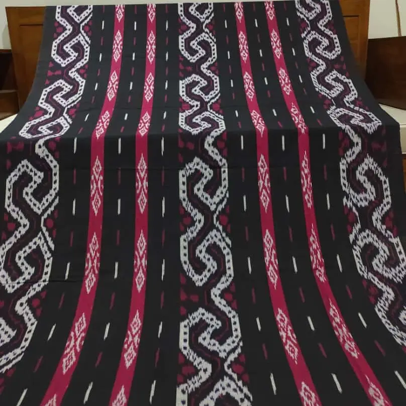 KAIN TENUN IKAT BLANKET BLANGKET JEPARA TORAJA ASMAT SUMBA NTT KALIMANTAN TERBARU TERMURAH KUALITAS PREMIUM BERBAGAI MACAM MOTIF DAN WARNA DARI TENUN ASLI - KAIN TENUN TERBARU - KAIN TENUN BLANKET JEPARA - KAIN TENUN ASLI JEPARA
