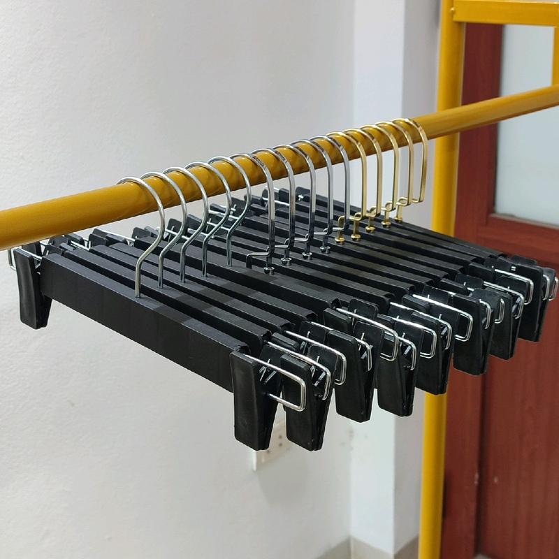 combo 50c kẹp nhựa treo quần áo, kẹp nhựa đen dài 30cm, đầu móc xoay 360 độ, chuyên dùng cho shop thời trang, gia đình, cá nhân,...
