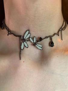 Gargantilla con diseño de libélula a la moda, joyería para fiesta y uso diario, joyería moderna que combina con todo y exquisita, ideal como regalo de cumpleaños