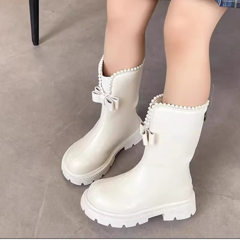 Mới Giày bốt nơ ngọc siu xinh ,dáng lửng cho bé gái,hàng Qc mã bốt mới 2024 mềm hót cho bé có kèm ảnh thật Kem 2