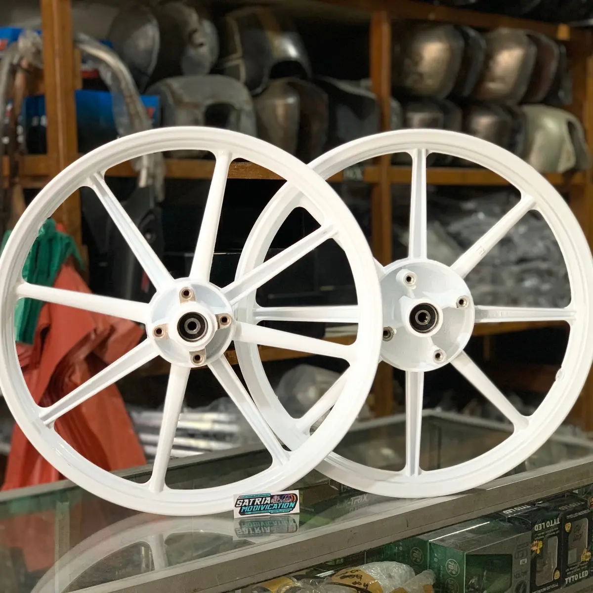 Velg Vrossi Zigen Swan P8 Jupiter MX DD New Double Disc